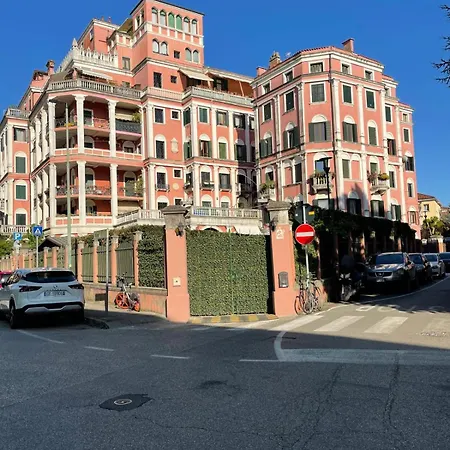 Ca' Grand' Italia Venezia Lido